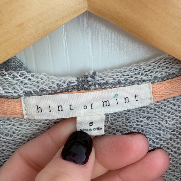 Hint Of Mint Zip Up Hoodie Size Small - Picture 3 of 4